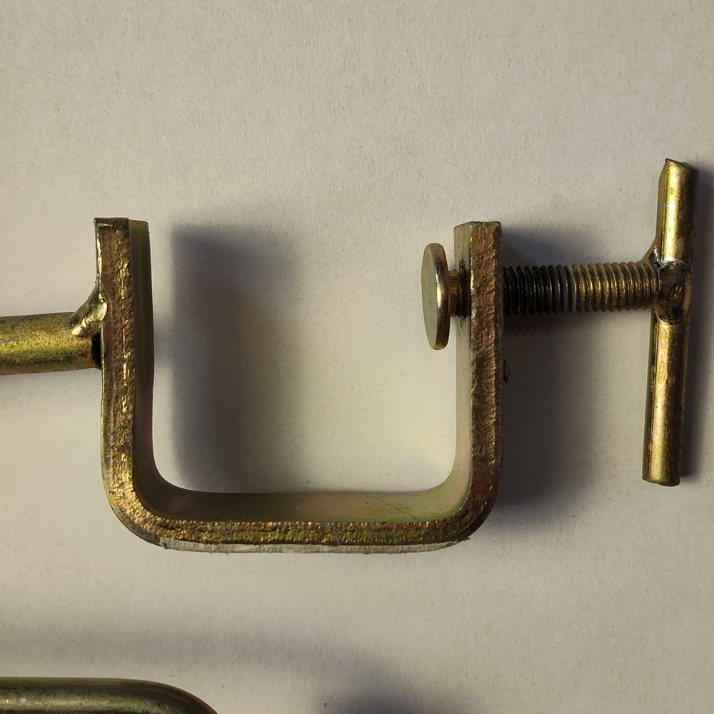 Manual Cornhusker Clamp Attachment To Table - Picture 4 of 5